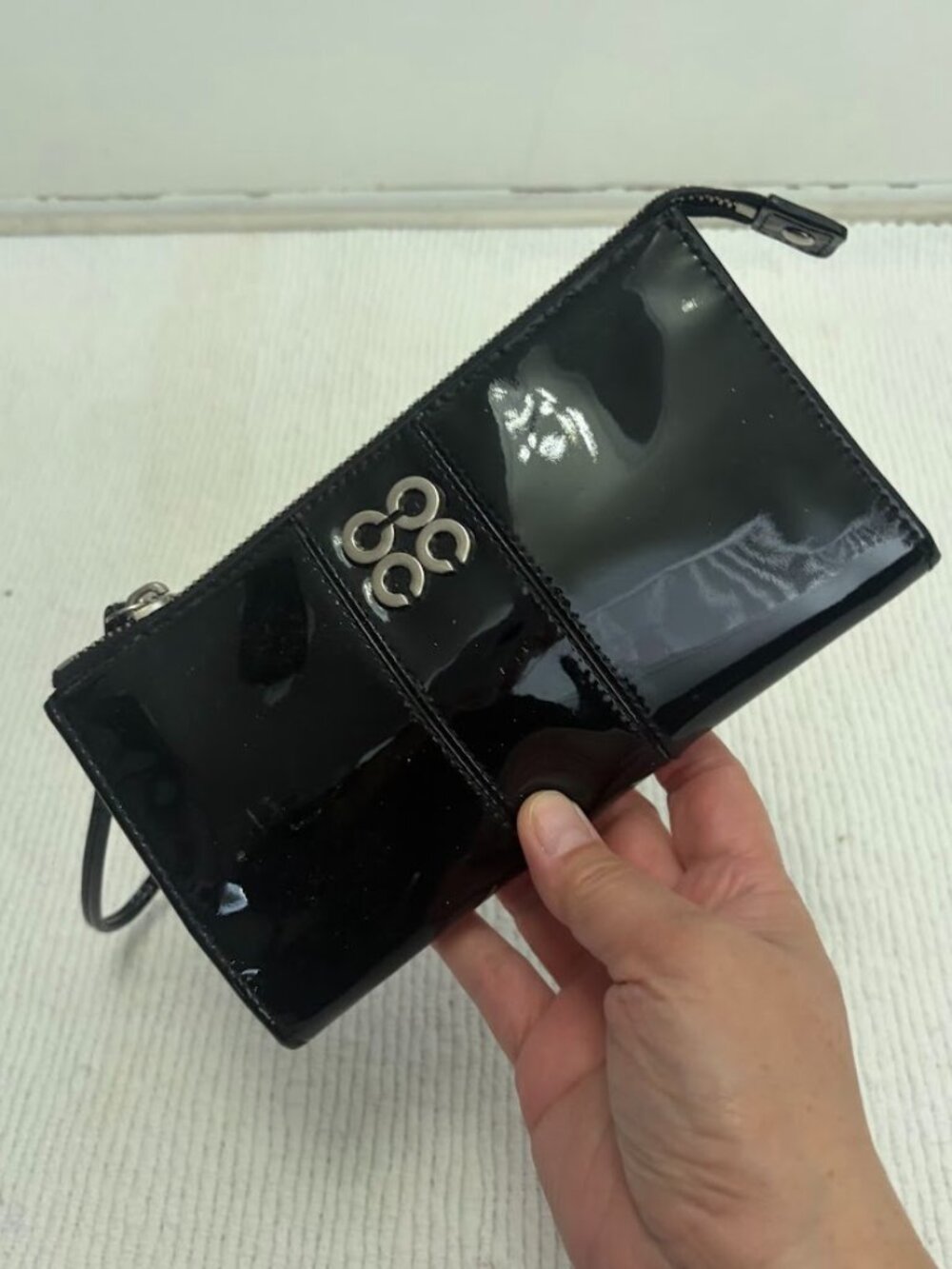 Coach Vintage Y2K Julia Patent Leather Zip Wristlet Wallet